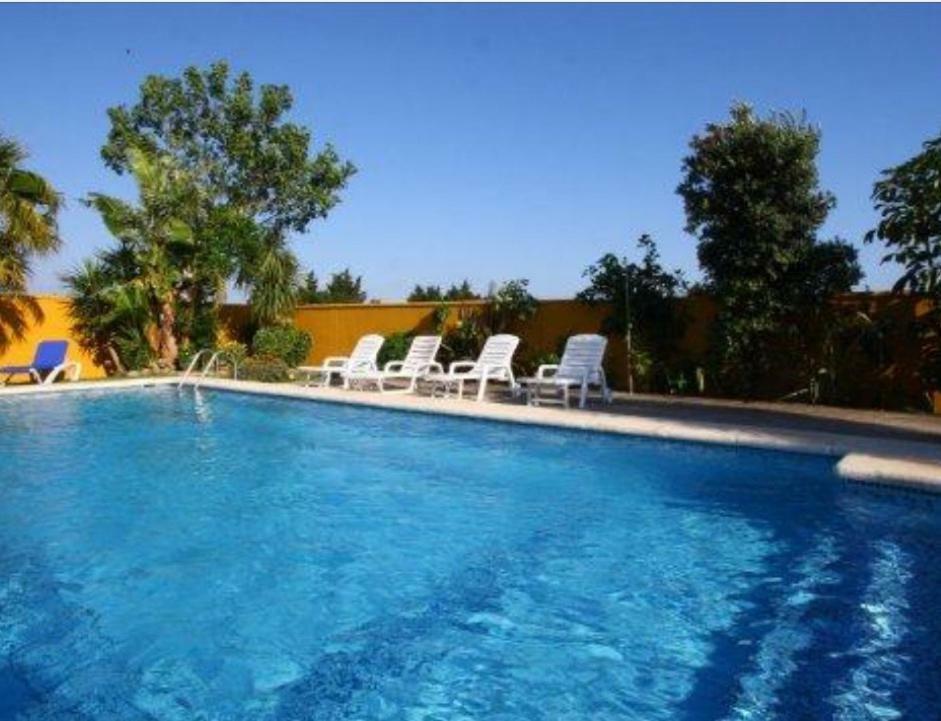 Chalet La Huerta Con Piscina Y Wifi Конил-де-ла-Фронтера Екстериор снимка