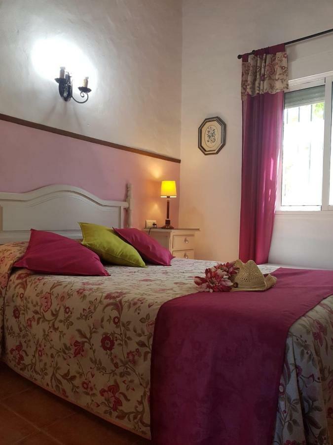 Chalet La Huerta Con Piscina Y Wifi Конил-де-ла-Фронтера Екстериор снимка