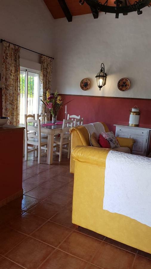 Chalet La Huerta Con Piscina Y Wifi Конил-де-ла-Фронтера Екстериор снимка