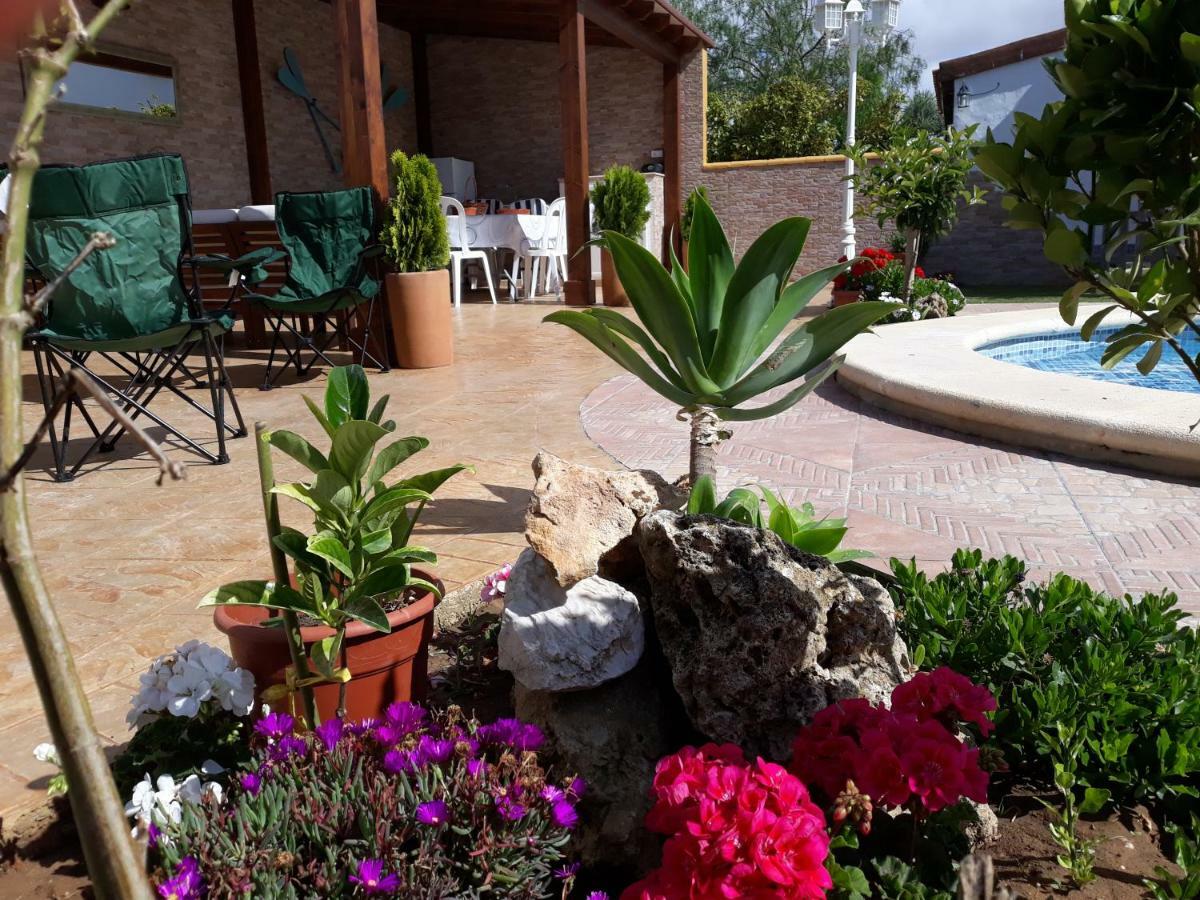 Chalet La Huerta Con Piscina Y Wifi Конил-де-ла-Фронтера Екстериор снимка